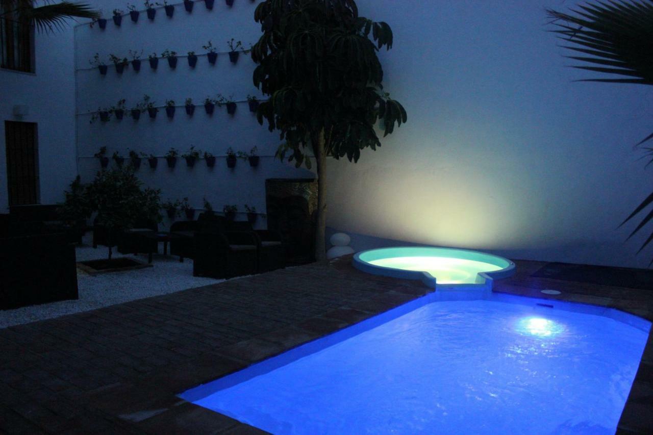 Apartamentos Casa-Patio Las Palmeras قرطبة المظهر الخارجي الصورة